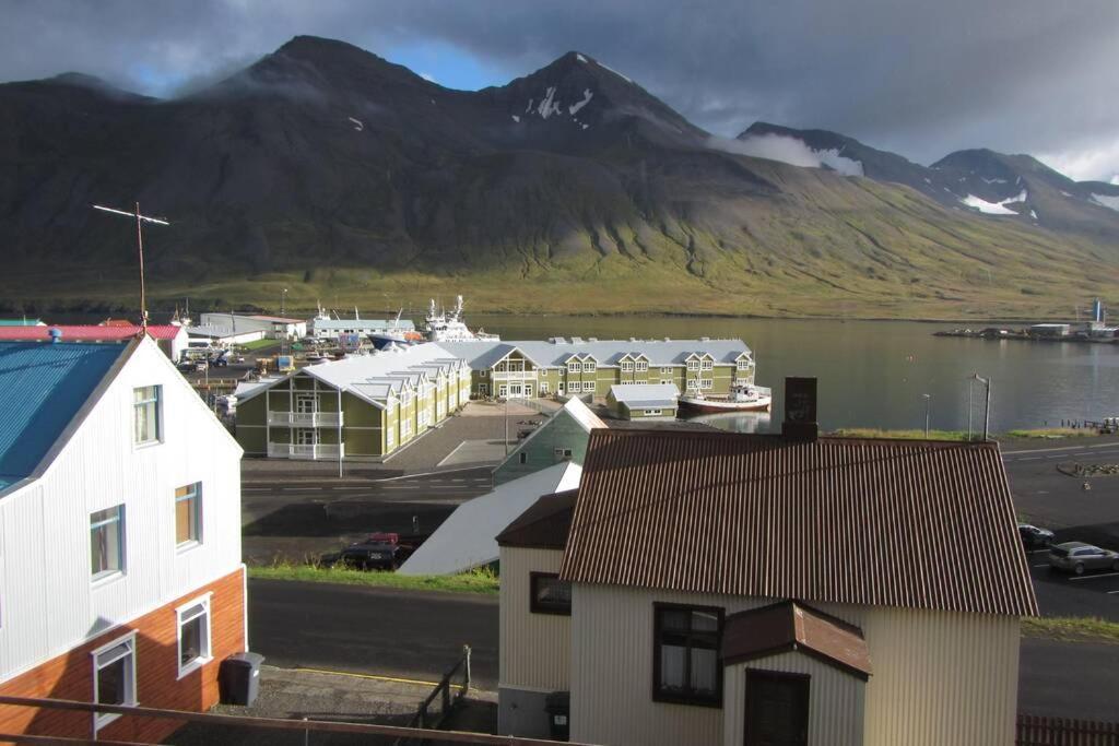 House With A Warm Soul In North Iceland Villa Siglufjordur Eksteriør bilde