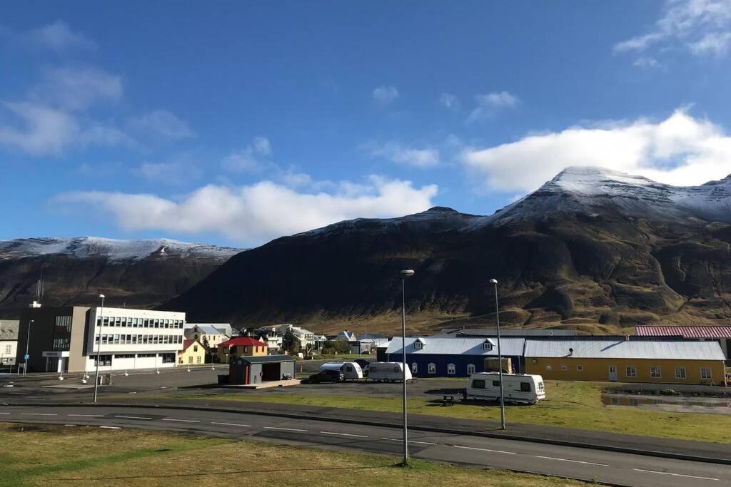 House With A Warm Soul In North Iceland Villa Siglufjordur Eksteriør bilde