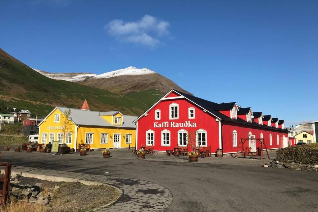 House With A Warm Soul In North Iceland Villa Siglufjordur Eksteriør bilde